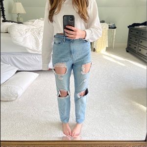 URBAN OUTFITTERS BDG high rise mom jeans